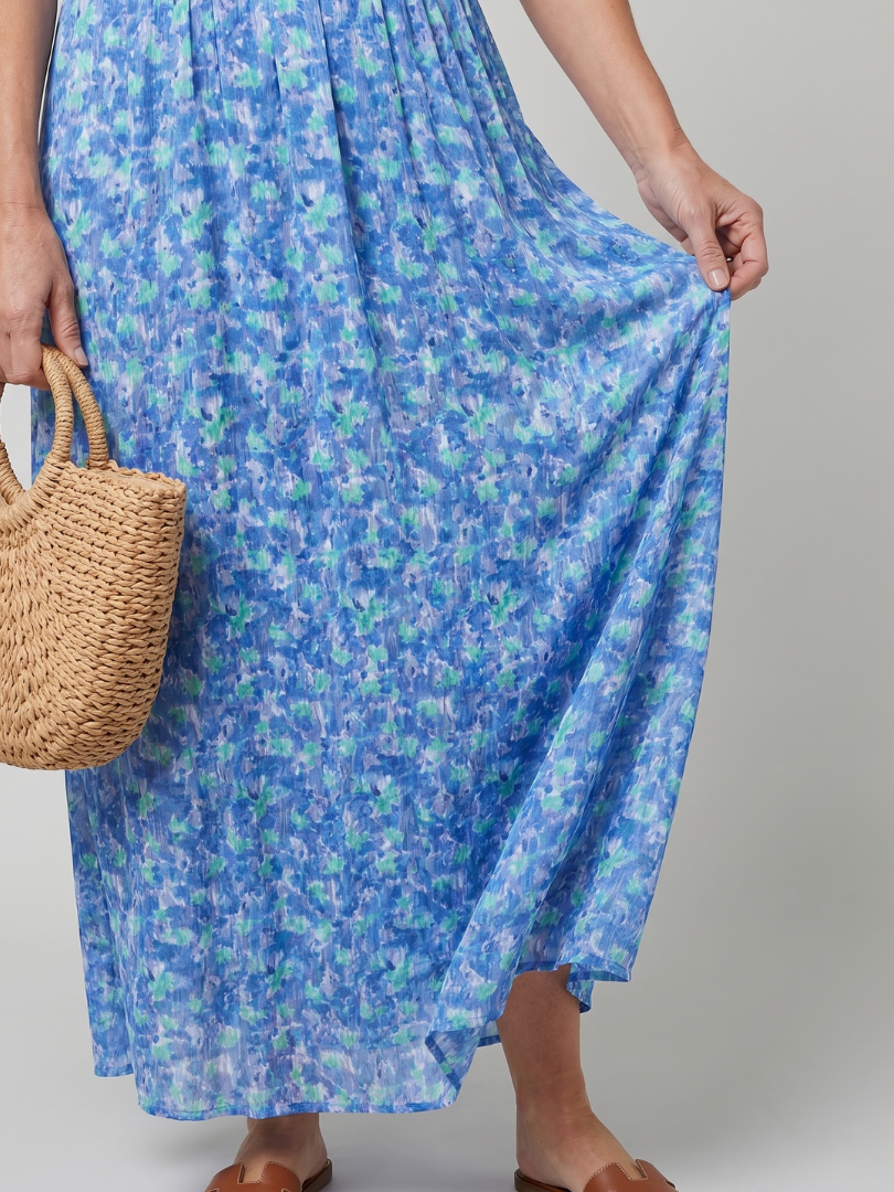 Juna | Vestido Midi Floral de Manga Corta