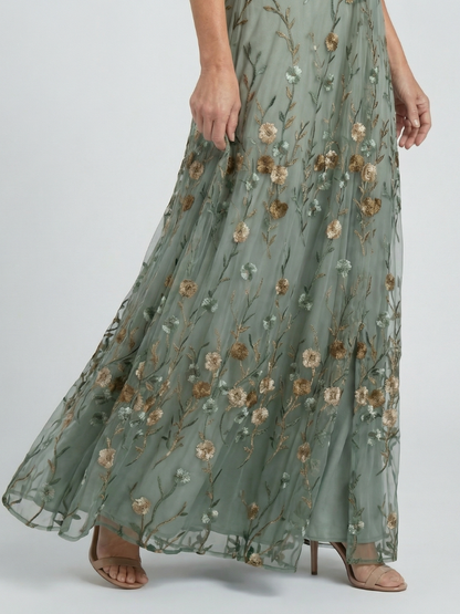 Selora | Vestido Maxi Floral Fluido con Escote Halter