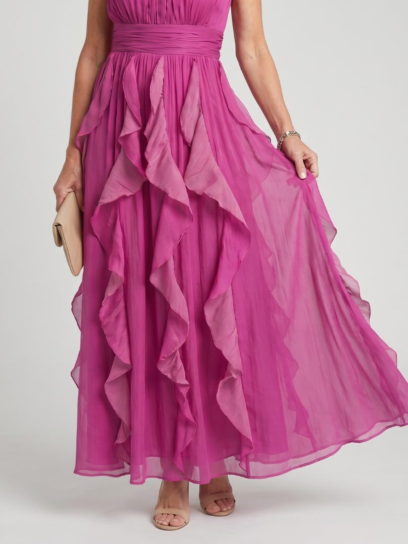 Orea | Vestido Maxi con Escote Alto y Volantes en Capas