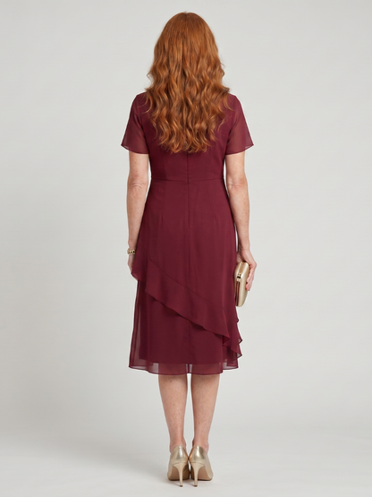 Eira | Vestido Midi de Manga Corta con Falda en Capas