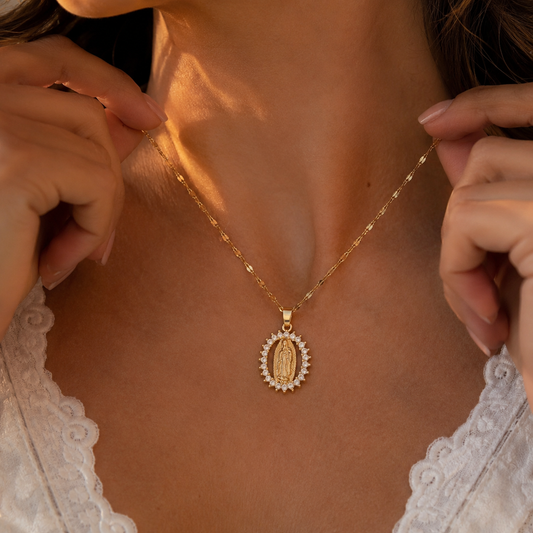 Montserrat | Collar Celestial de Luz Divina
