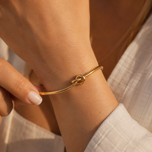 Azahara | Brazalete Trenzado de Acero Dorado