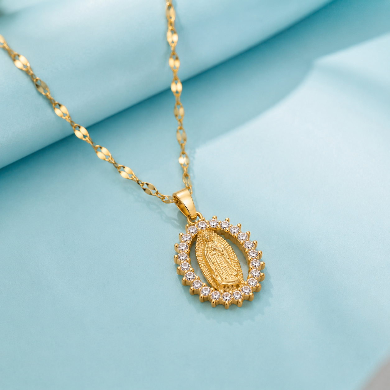 Montserrat | Collar Celestial de Luz Divina
