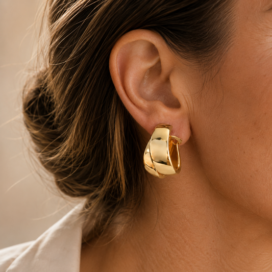 Camila | Aros Dorados Esculpidos