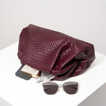 Isidora | Bolso Burdeos de Elegancia Atemporal