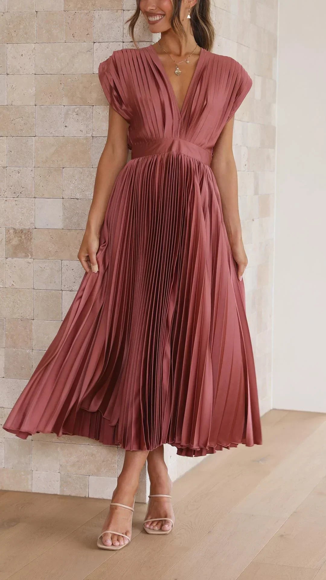 Luzia | Plisado de Elegancia Fluida