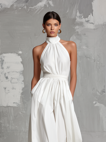 Seraphine | Mono blanco elegante con cuello halter